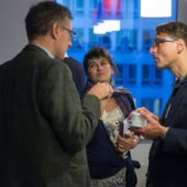 Gerald Hartung, Birgit Griesecke und Falko Schmieder im Gespräch während der Kaffeepause