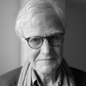 Schwarz-weißes Portraitfoto von Wolfgang Schivelbusch